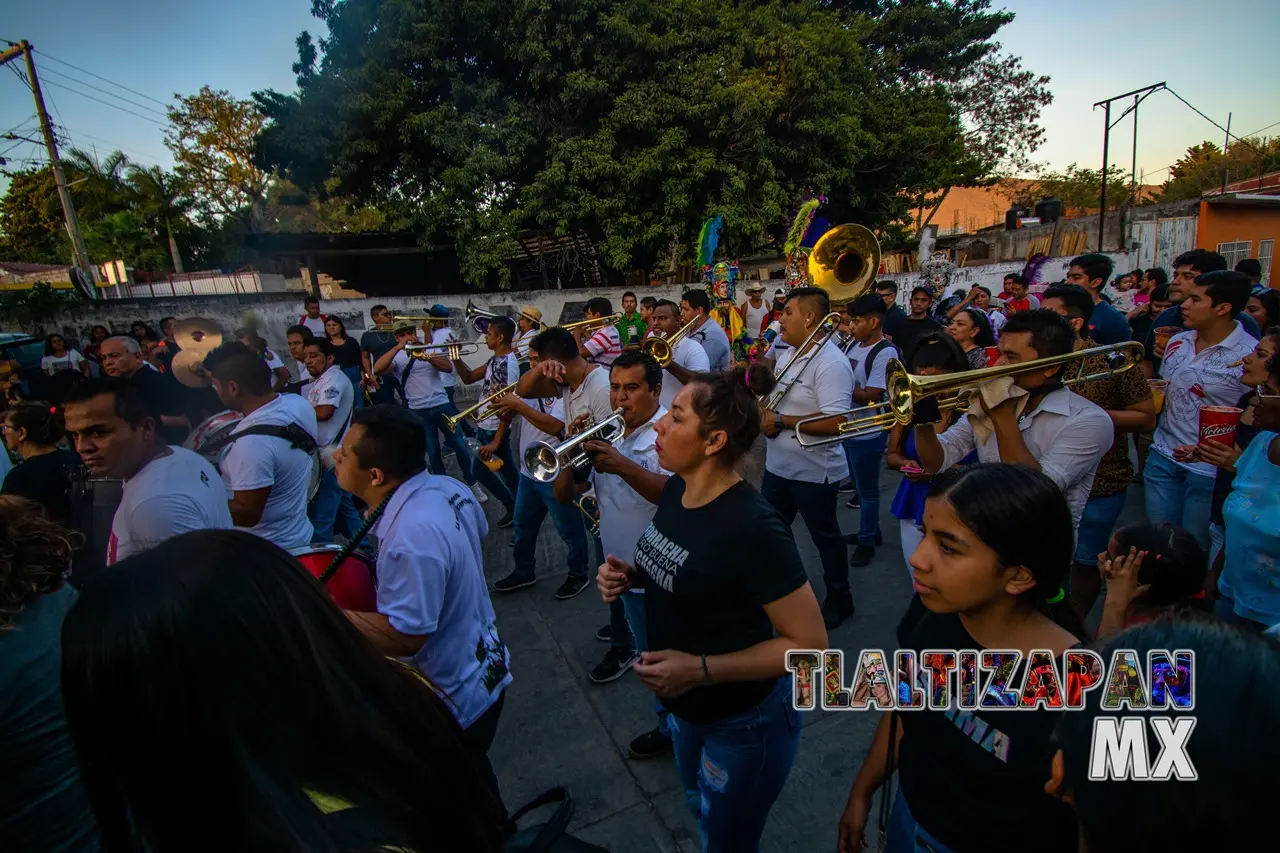 Banda de Viento interpretando los Sones de Chinelo