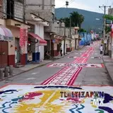 Figura del Santísimo Sacramento.