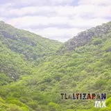 Paisaje dentro de la barranca del cerro de Santa María en Tlaltizapán, Morelos