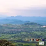 Cerros de Morelos vistos desde el cerro Santa María en Tlaltizapán, Morelos