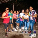 Es la hora para tomarse la foto del recuerdo en el brinco de chinelo , la gente pasa unos buenos momentos en familia y amigos