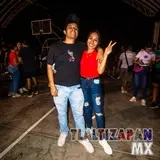 Nuestros amigos disfrutando del carnaval , nos regalan la foto del recuerdo