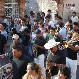 Banda de viento con toda la actitud de carnaval 2006