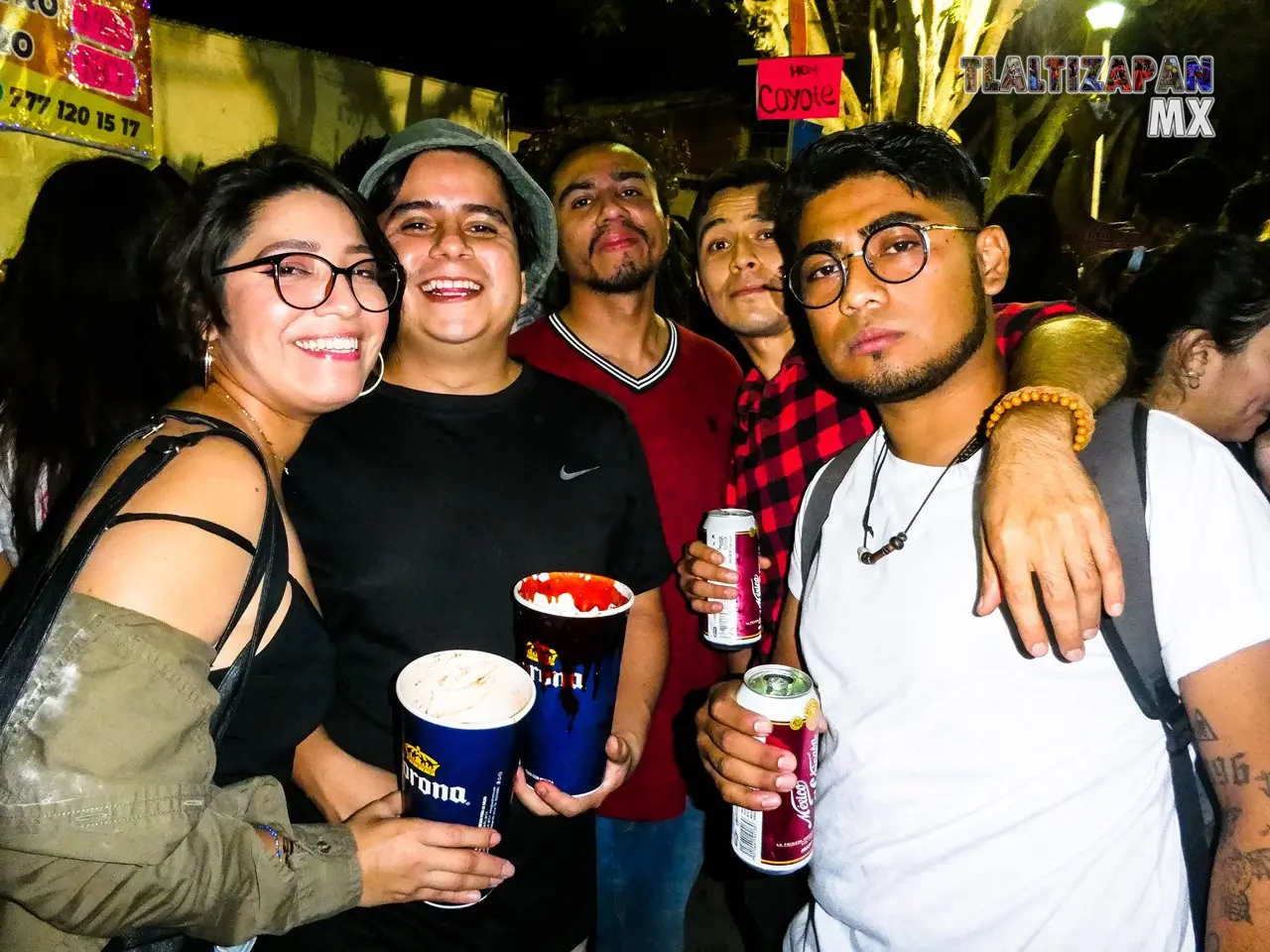 Saludando y brindando desde el convite de Tlaltizapán.