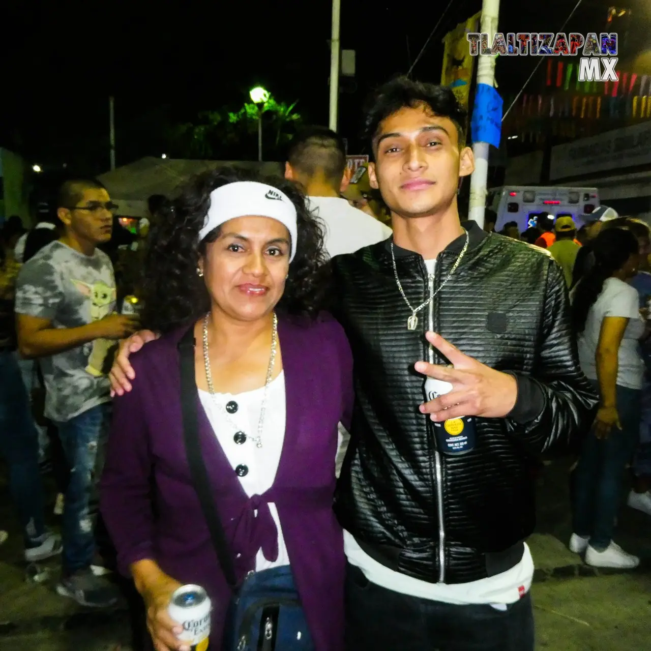 Ambiente de fiesta en el centro de Tlaltizapán Morelos.