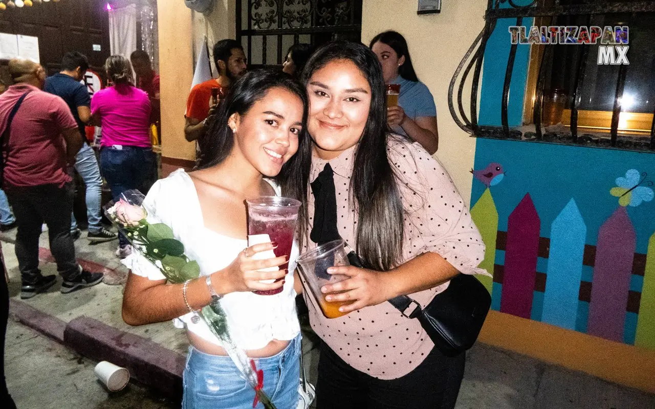 Brindando en Tlaltizapán.