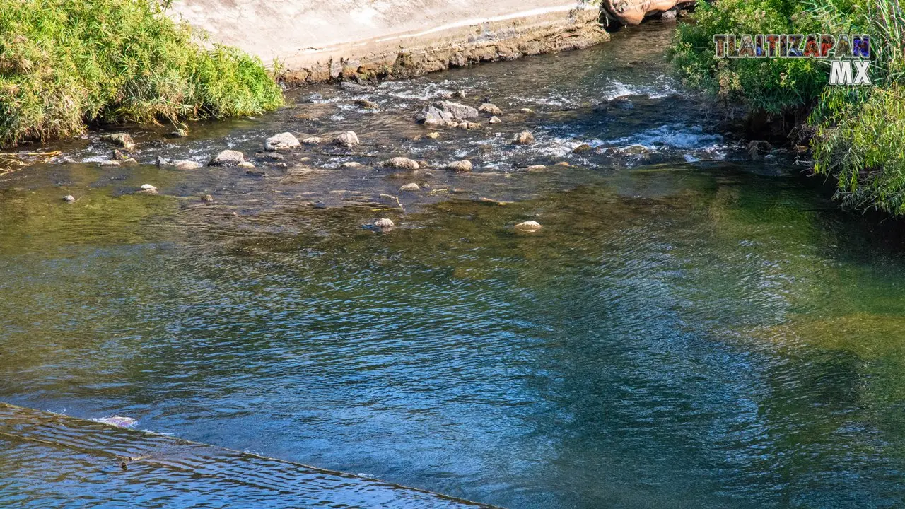 La toma de Alejandra 2015 - Foto del rio delante de la presa