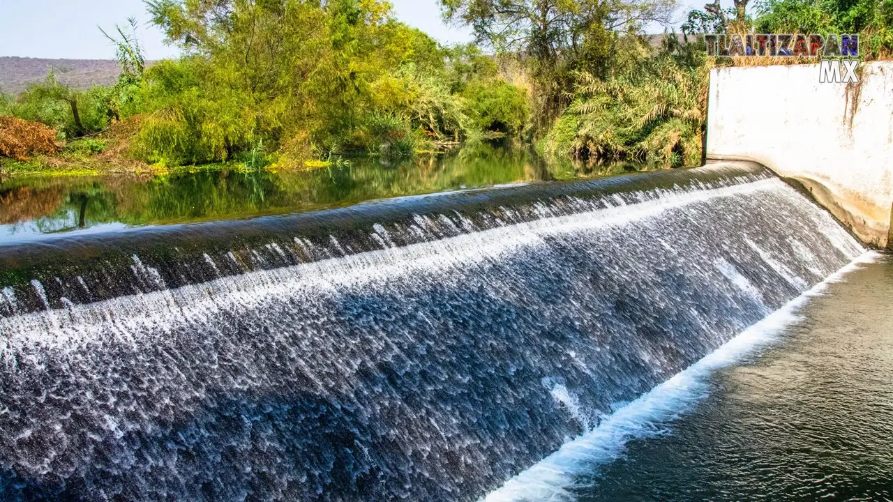 La Toma de Alejandra - Presa en el rio de Yautepec