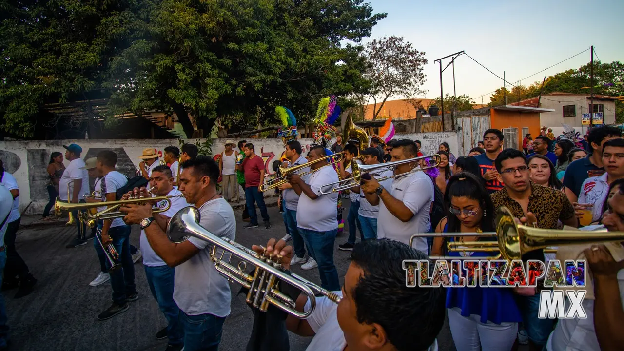 Banda de Viento interpretando los Sones de Chinelo