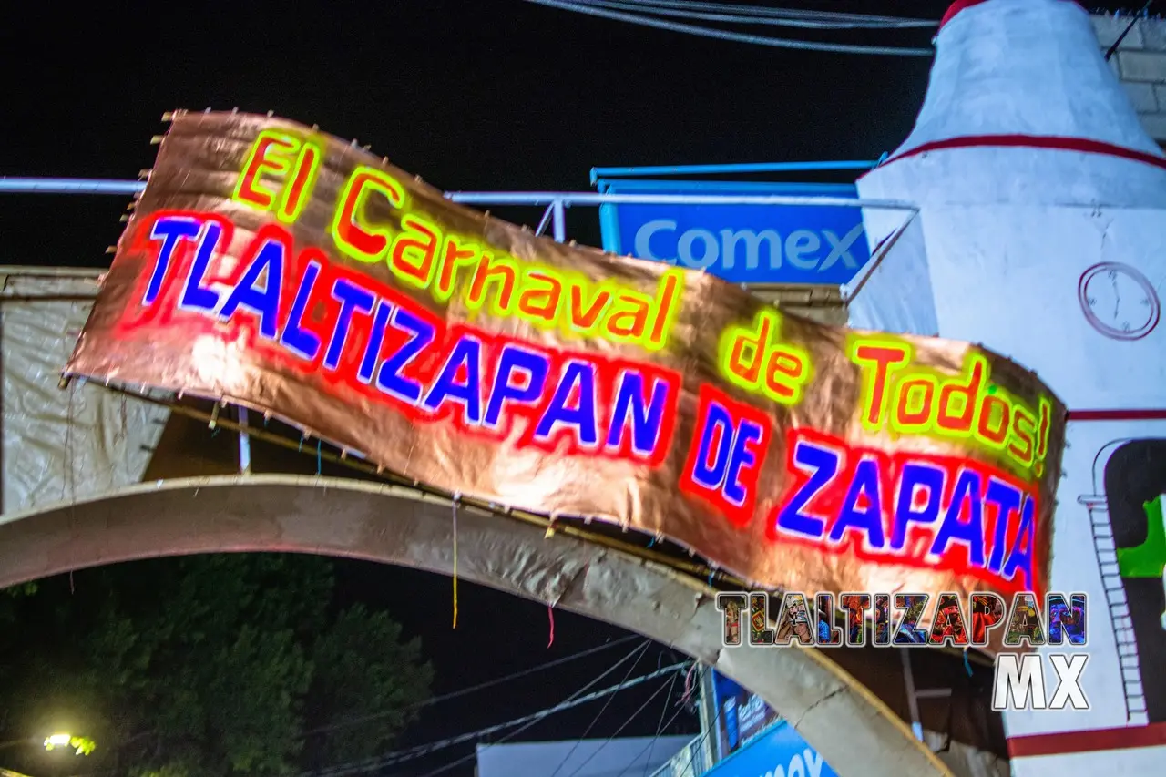 Letrero de bienvenida al carnaval de Tlaltizapán 2020