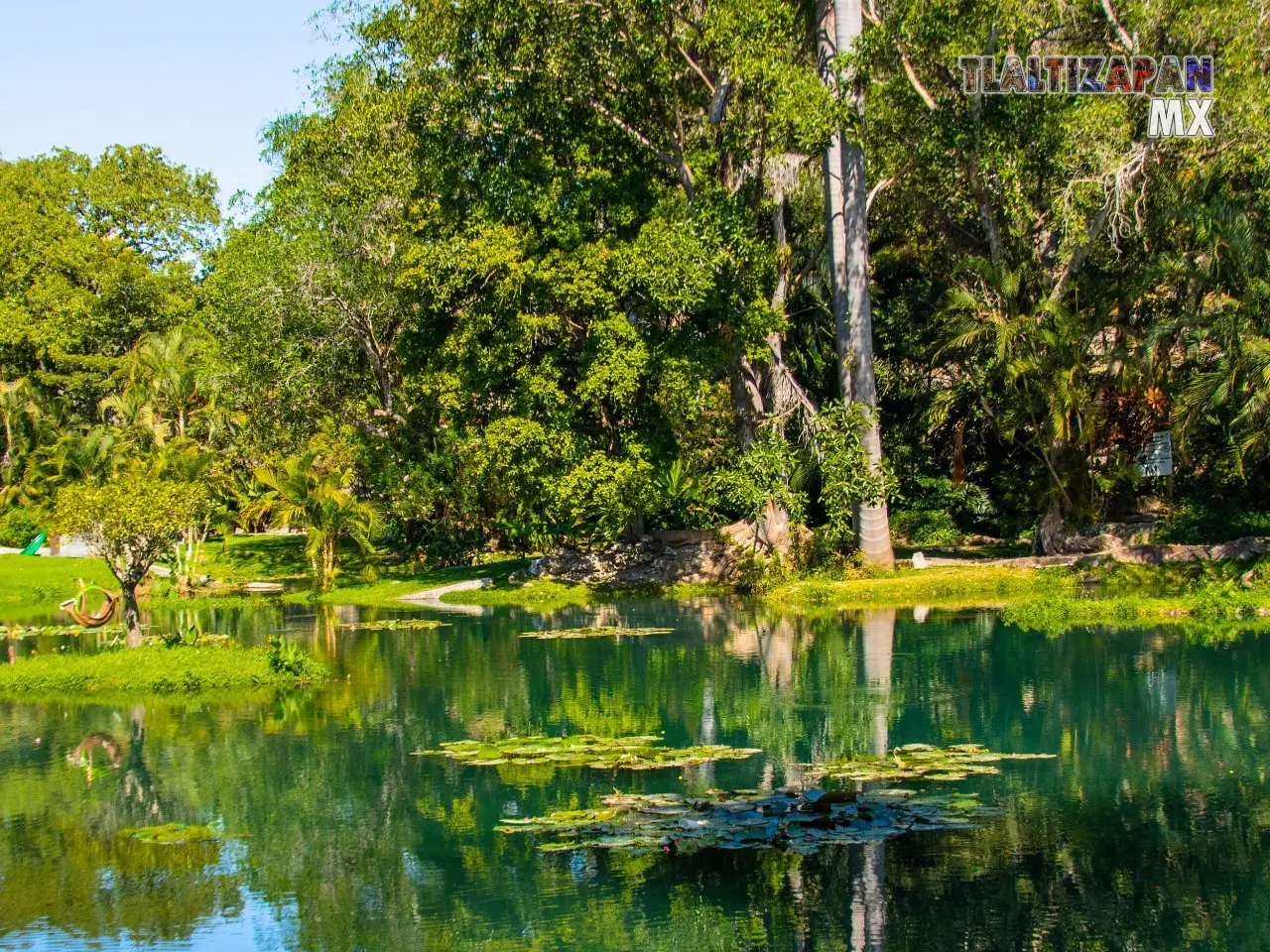 Lago del Balneario Santa Isabel.