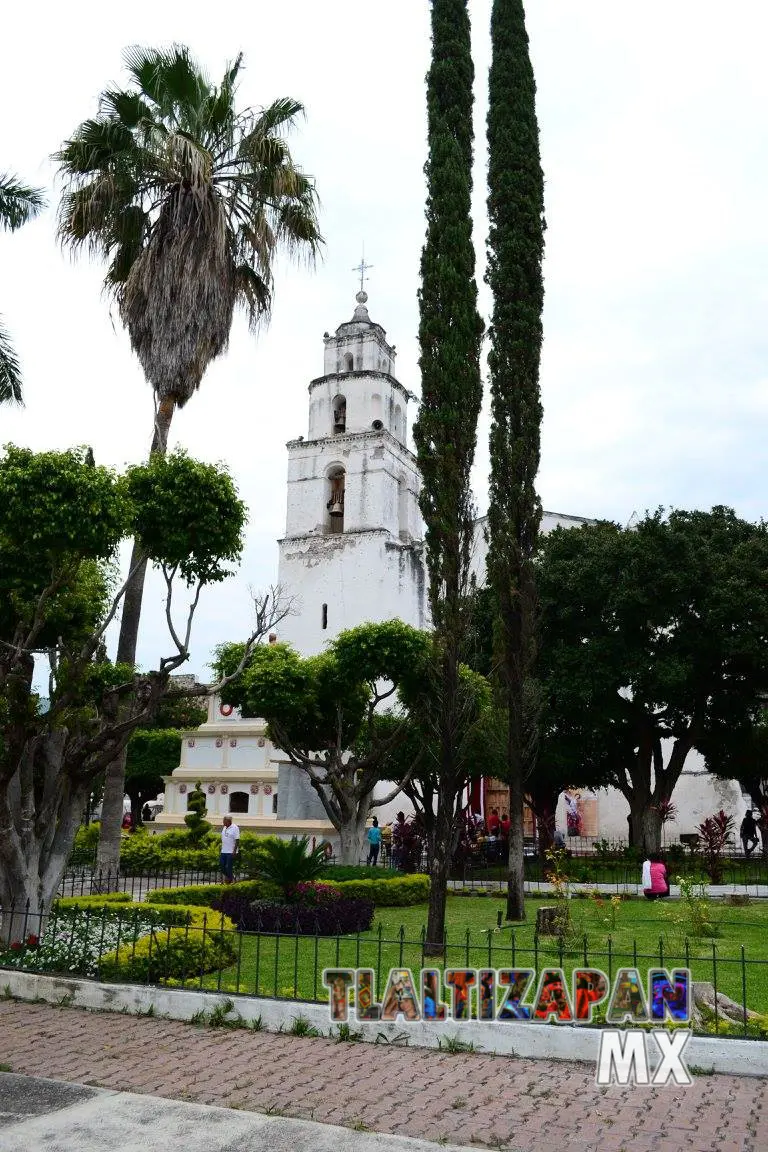 Desde el interior de la Iglesia