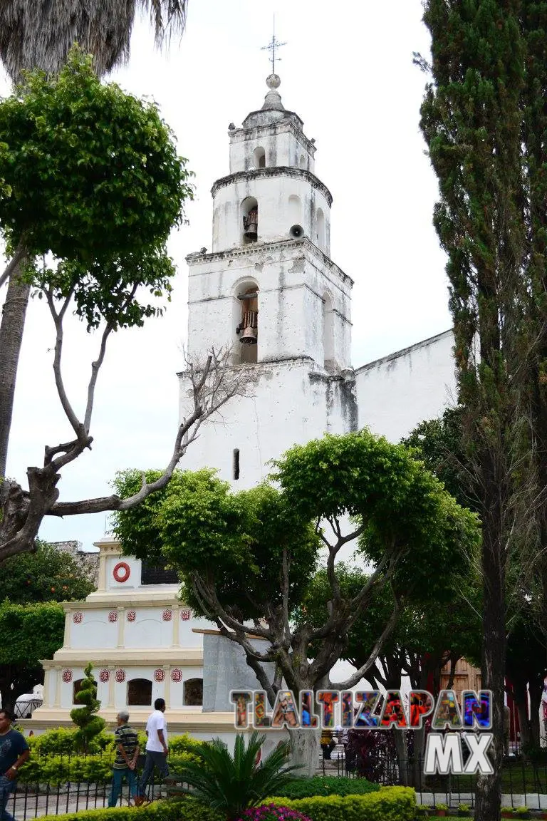 Campanario de la iglesia.