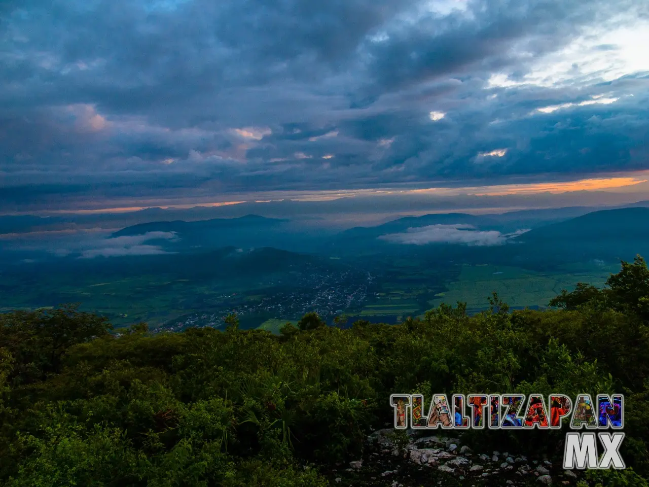 Amanecer nublado en el municipio de Tlaltizapán de Zapata Morelos.