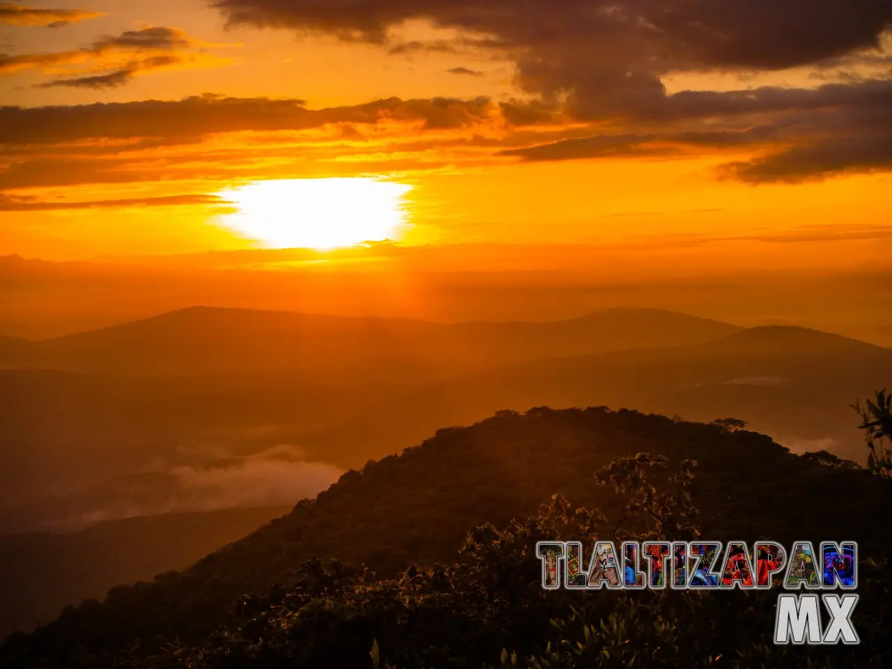 Rayos de sol al amanecer, paisajes naturales en la zona sur