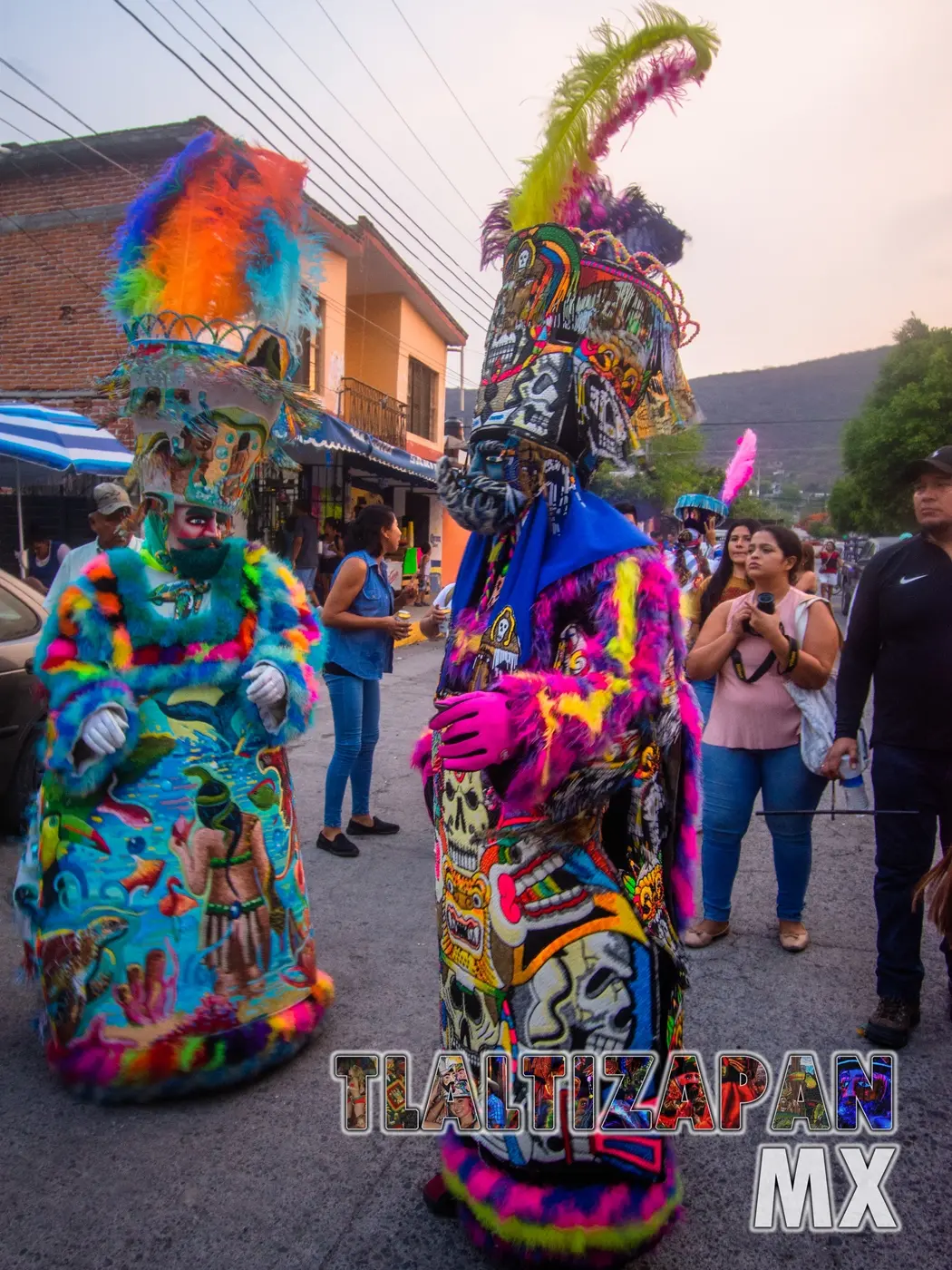 Grandes trajes de chinelo.