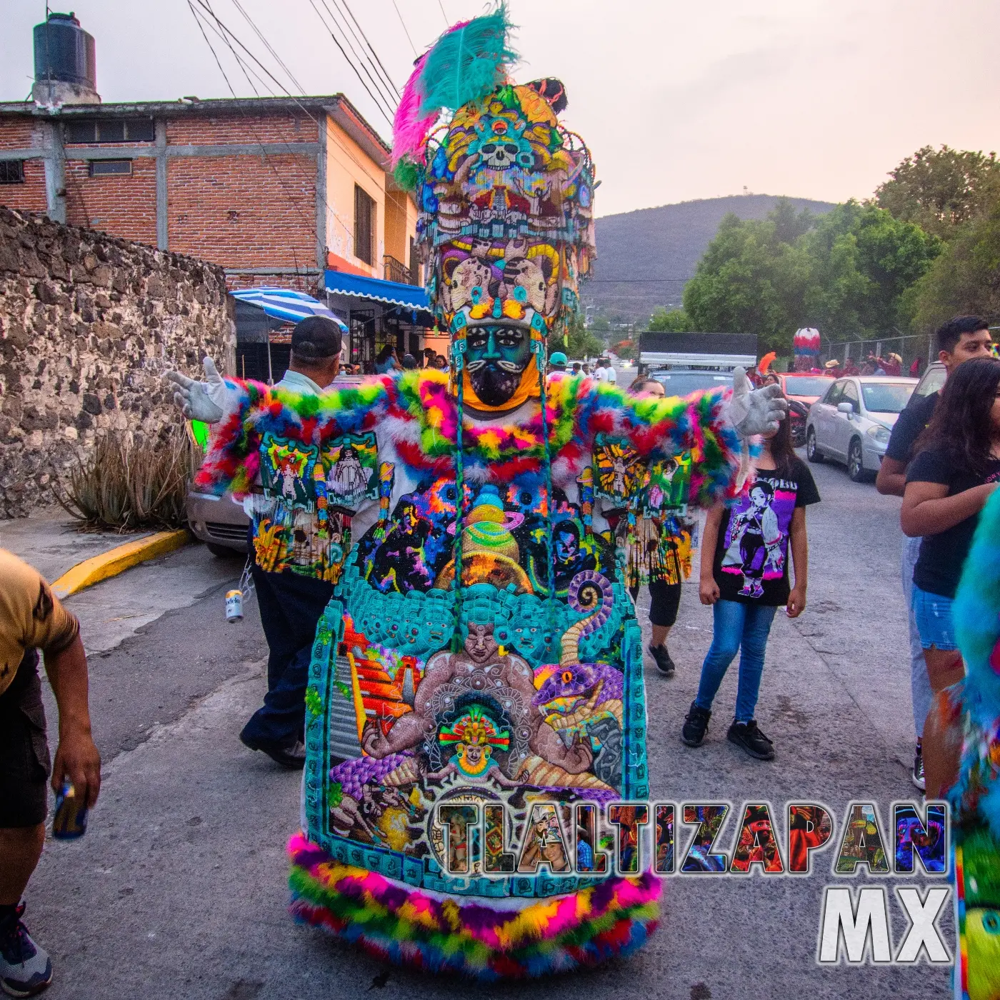 Impresionante chinelo en el Carnaval de Alejandra