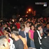 El zócalo repleto de gente disfrutando del famoso carnaval de Tlaltizapán 2006