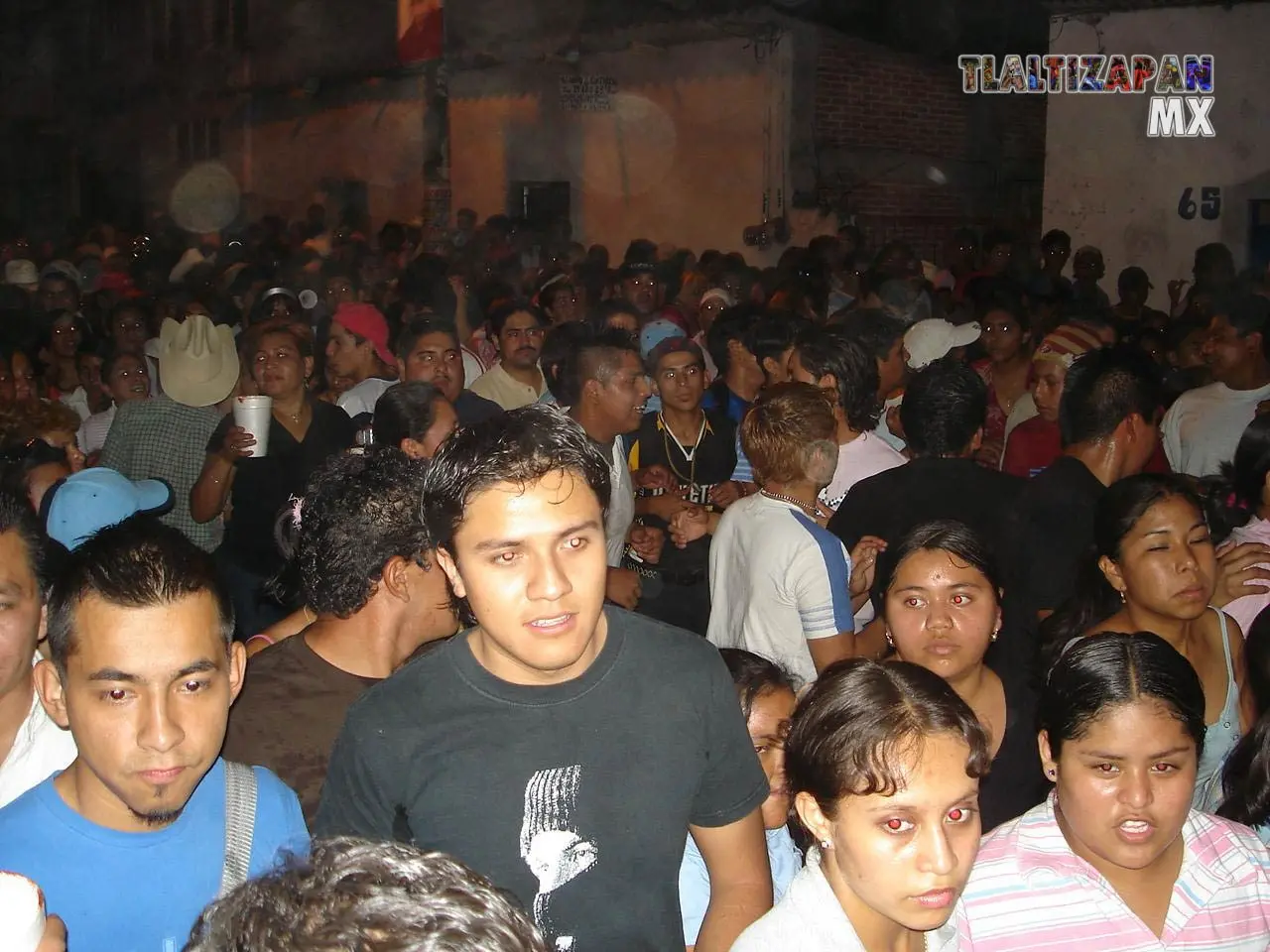 Fotos del Carnaval de Tlaltizapán 2006 . Ya de noche