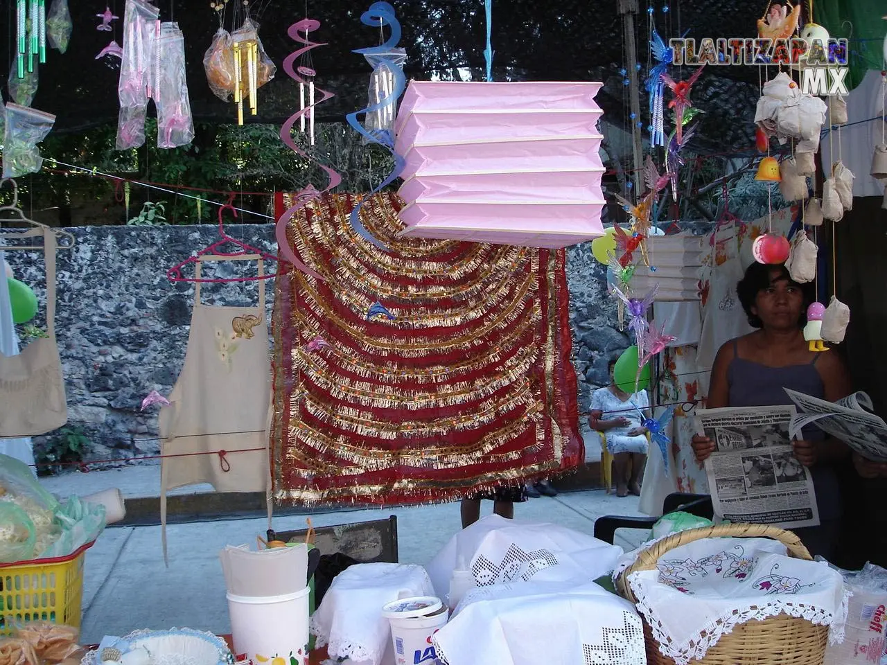 Artesanías de venta en la feria del carnaval 2006