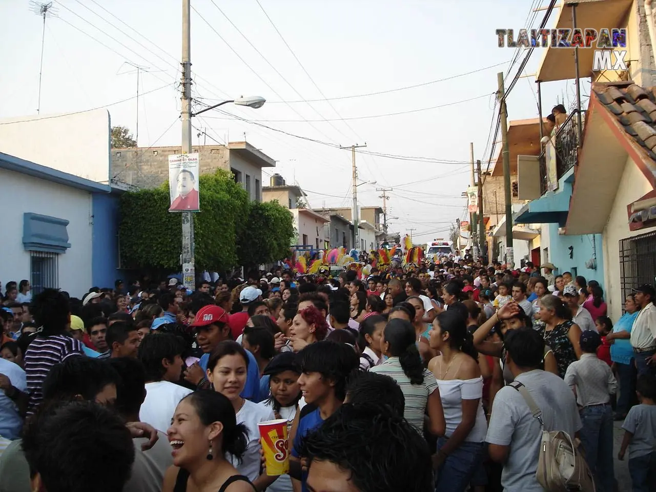 Muchas familias y amigos se dan cita en el carnaval de Tlaltizapán