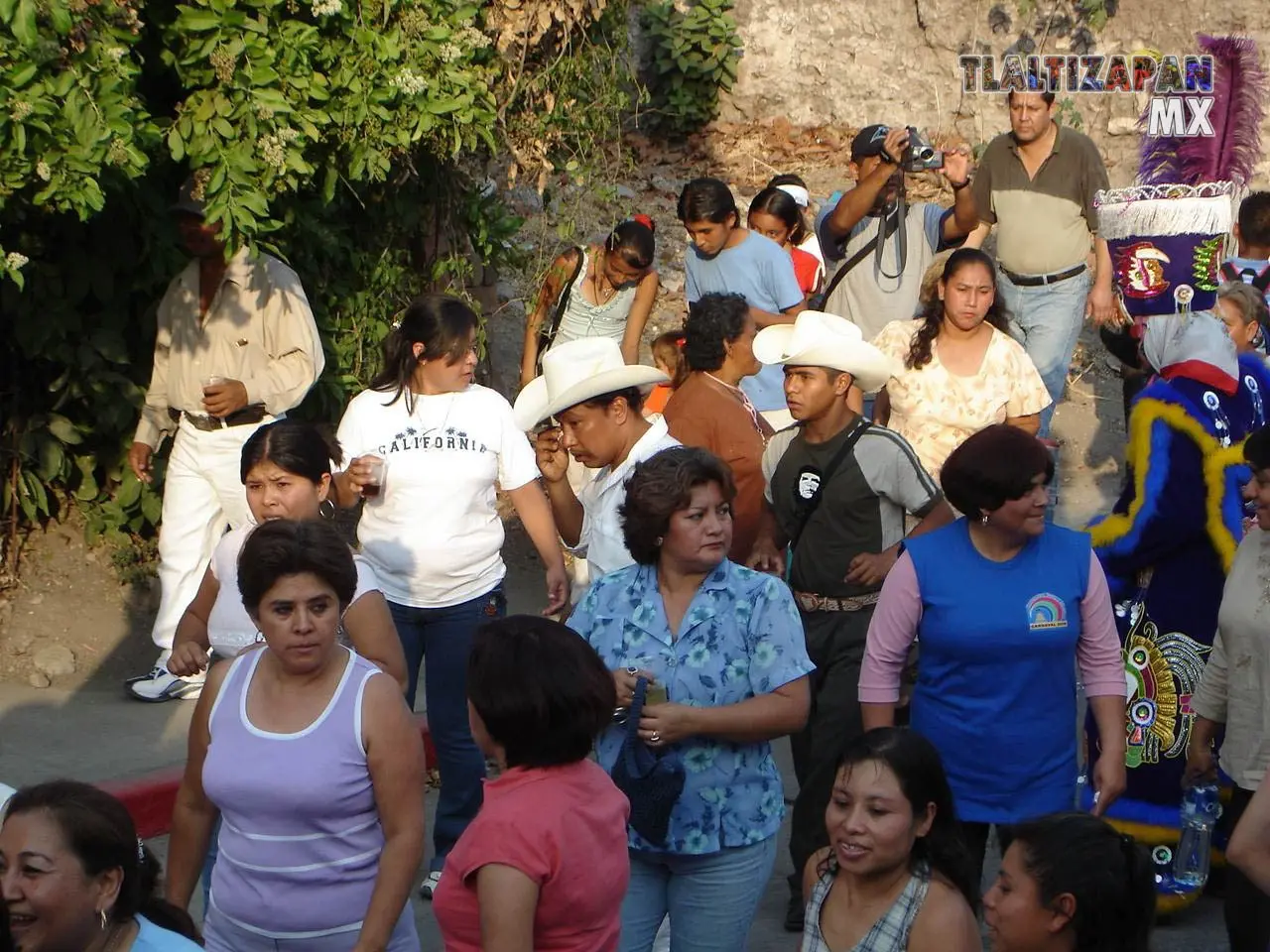 El carnaval reúne a familias y amigos en un ambiente de celebración y convivencia