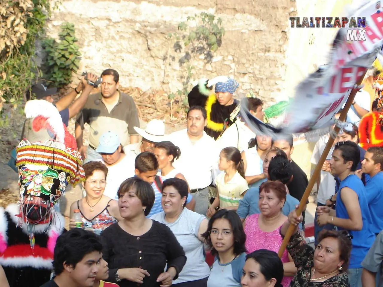 Podemos observar la alegria de las personas en carnaval 2006