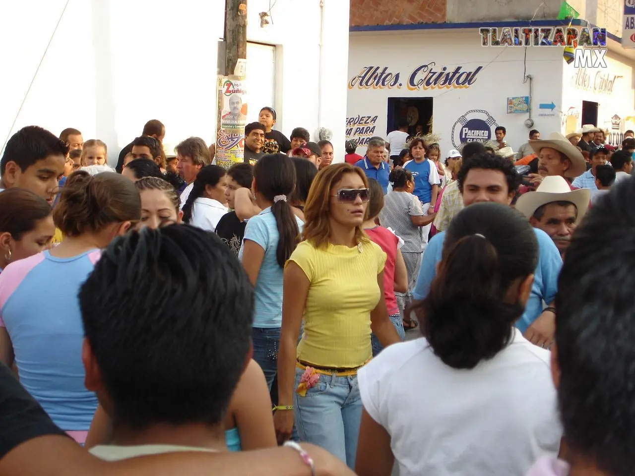 El carnaval reúne a familias y amigos en un ambiente de celebración y convivencia