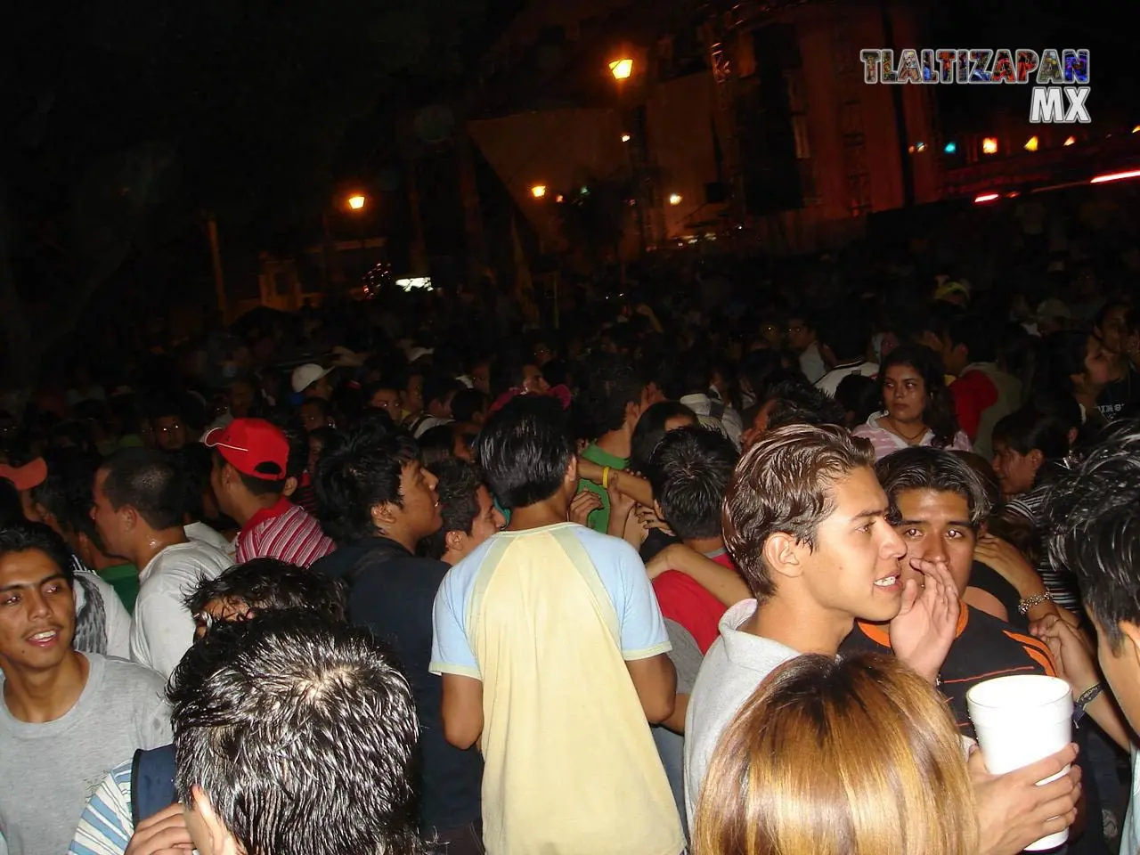 Sigue la actitud de carnaval por las calles de Tlaltizapán , 2006