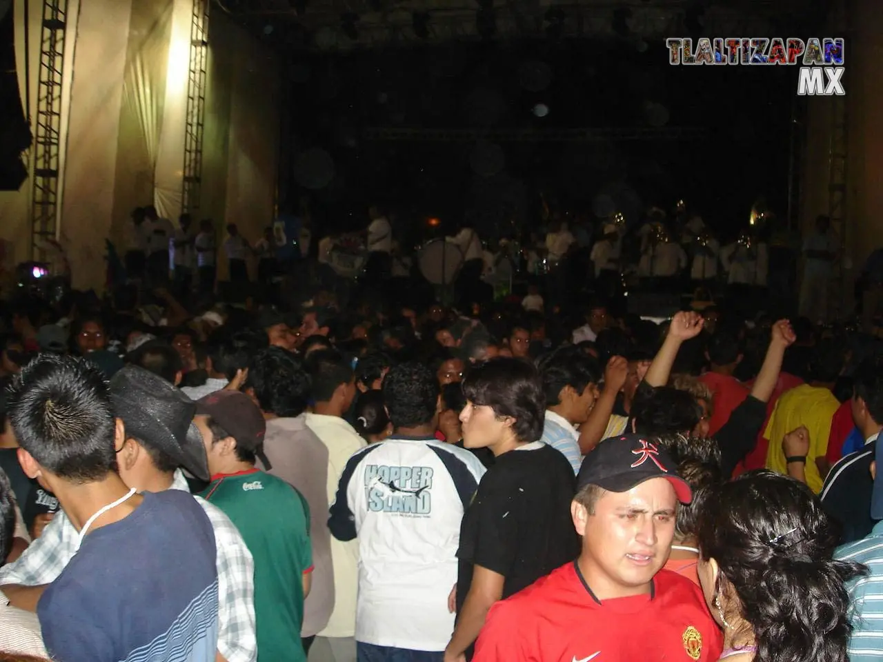 Sigue la actitud de carnaval por las calles de Tlaltizapán , 2006