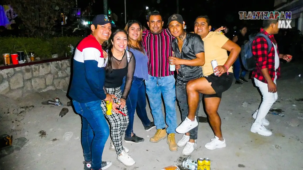 Ambiente de fiesta en las calles de Tlaltizapán.