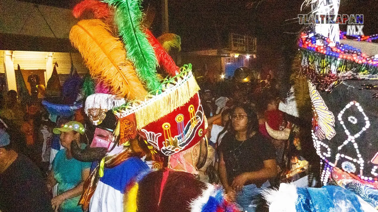 El fin del recorrido del brinco de chinelo en el carnaval de Tlaltizapán 2023.