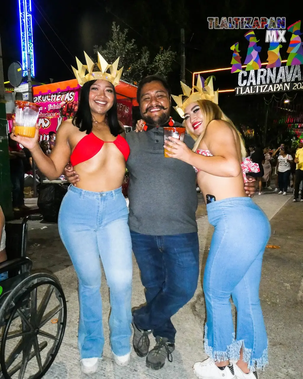 Agradable noche en el domingo de carnaval en Tlaltizapán.