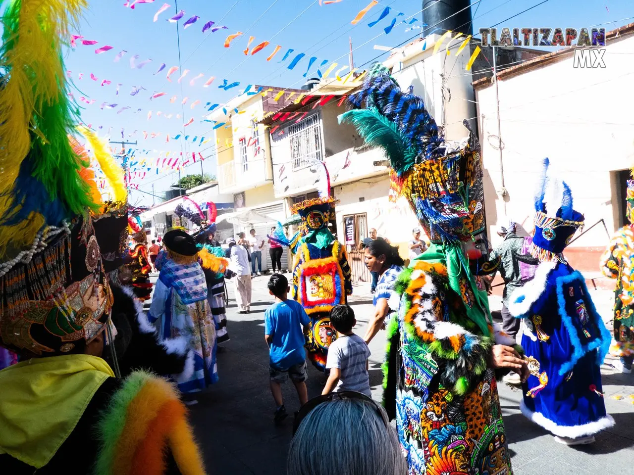 Chinelos el domingo por la mañana en Tlaltizapán.