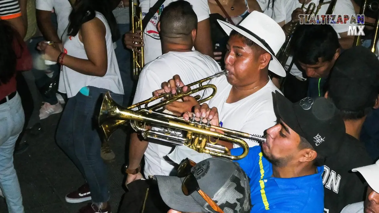 Trompetas de la banda de viento.