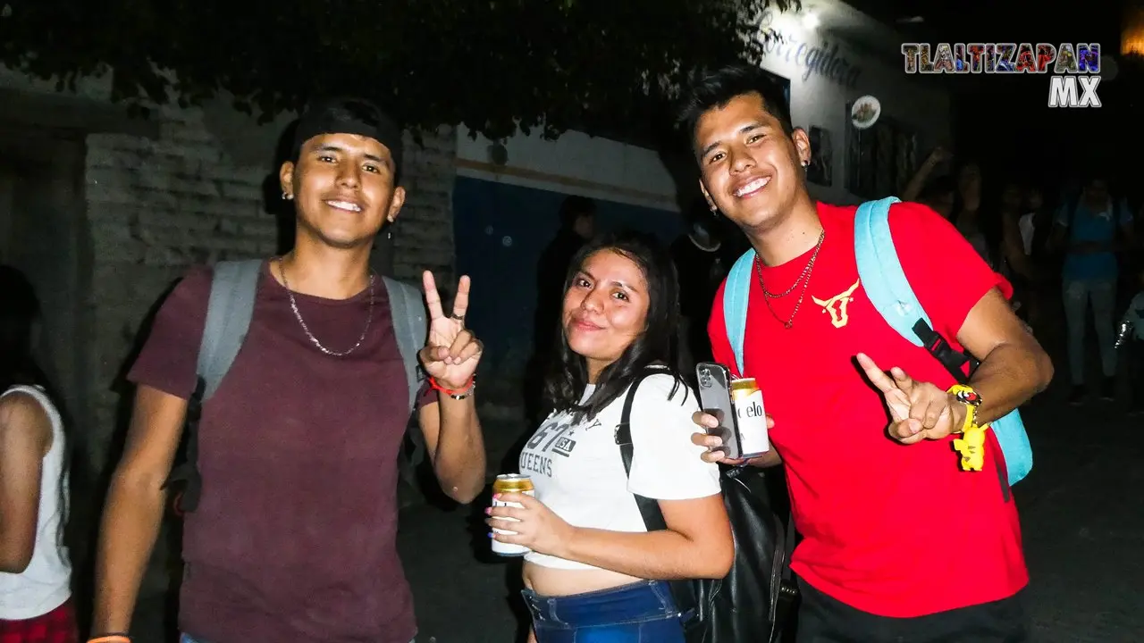 Saludando desde el carnaval de Tlaltizapán.