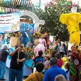 Reina y princesa de la comparsa Tlalli.