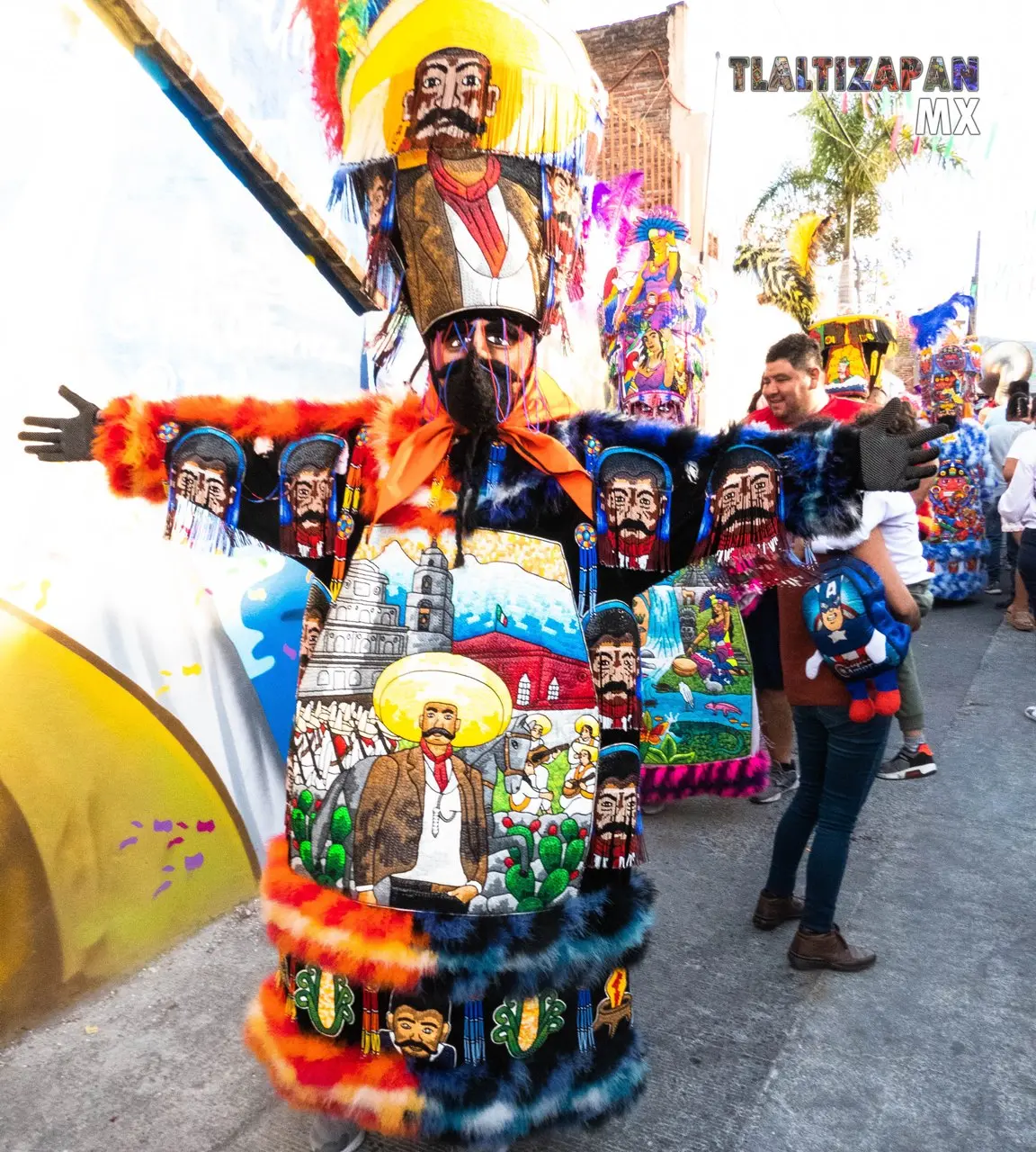 Gran chinelo Zapatista en Tlaltizapán.