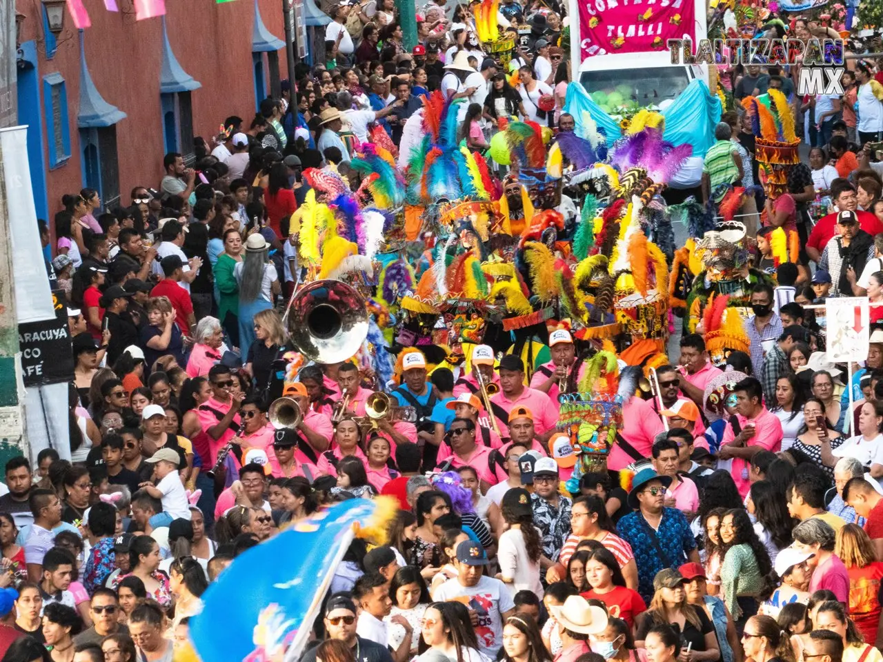 Paseando en el carnaval de Tlaltizapán.