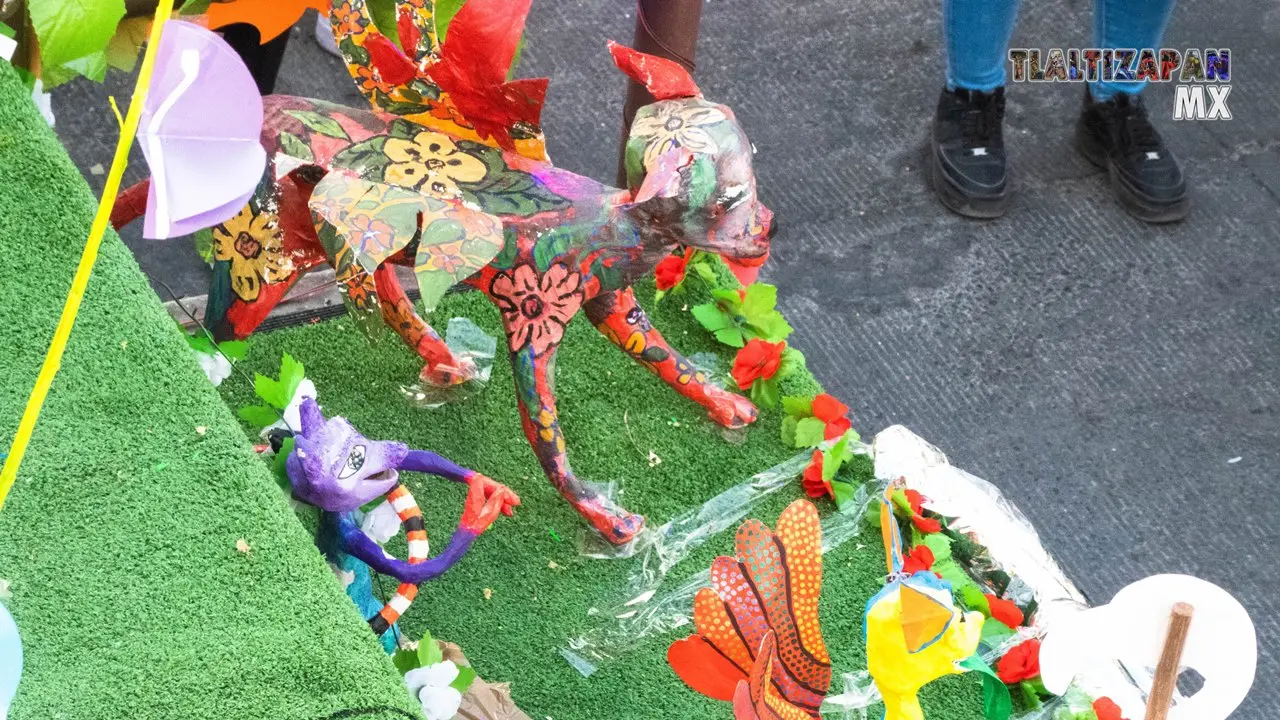 Alebrijes en el carnaval de Tlaltizapán