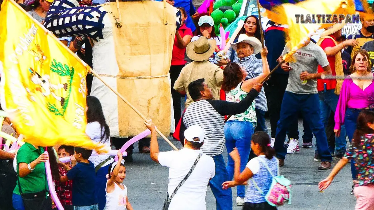 Ondean las banderas en Tlaltizapán