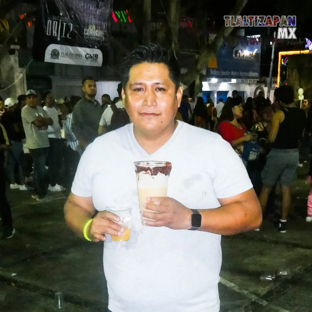 Disfrutando de la noche de fiesta en Tlaltizapán.