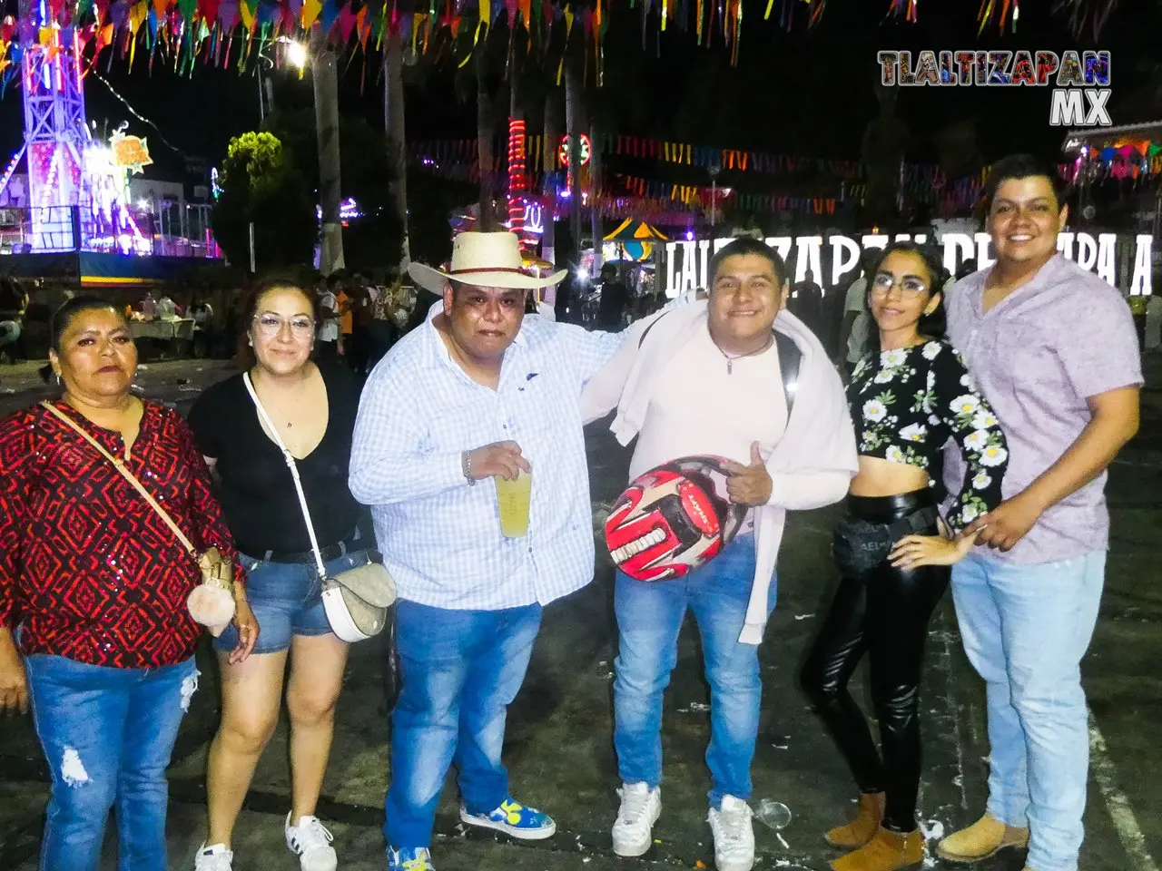 En el zócalo de Tlaltizapán el martes del carnaval.