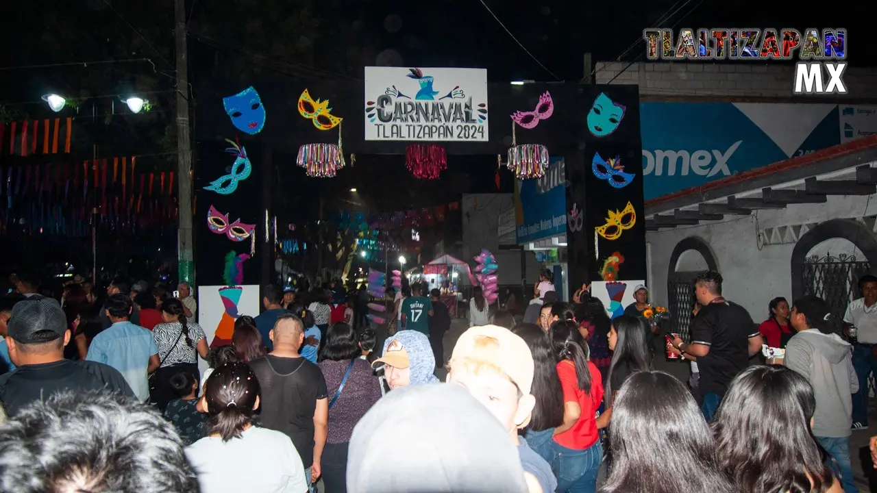 El arco de bienvenida al carnaval 2024