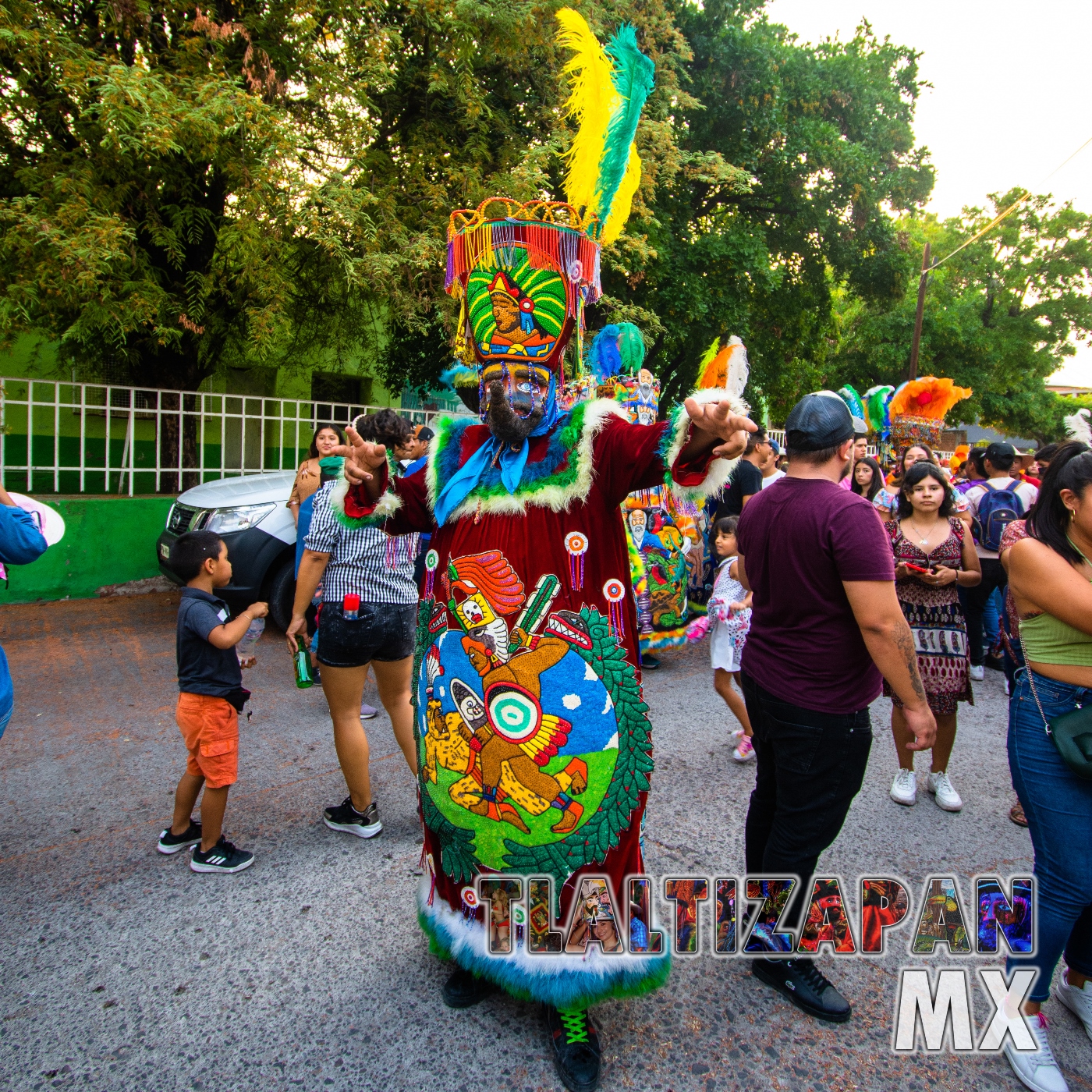 Gran chinelo en carnaval Alejandra.