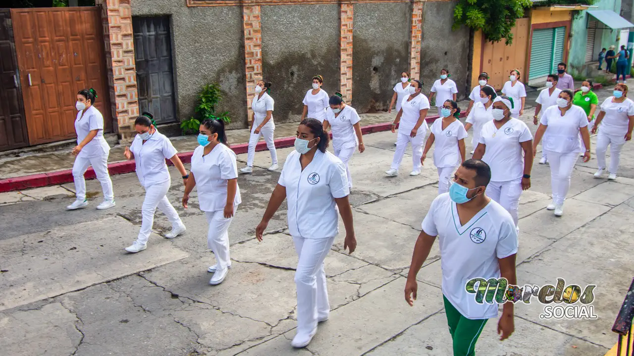 Desfile del grupo de CCEGYT en Tlaltizapán