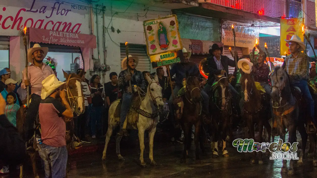 15 de septiembre Tradicional Cabalgata en Tlaltizapán.