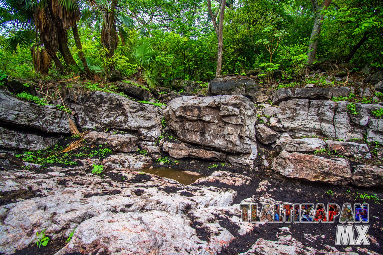 Paisaje dentro del cañón del Cerro de Santa María en Tlaltizapán, Morelos